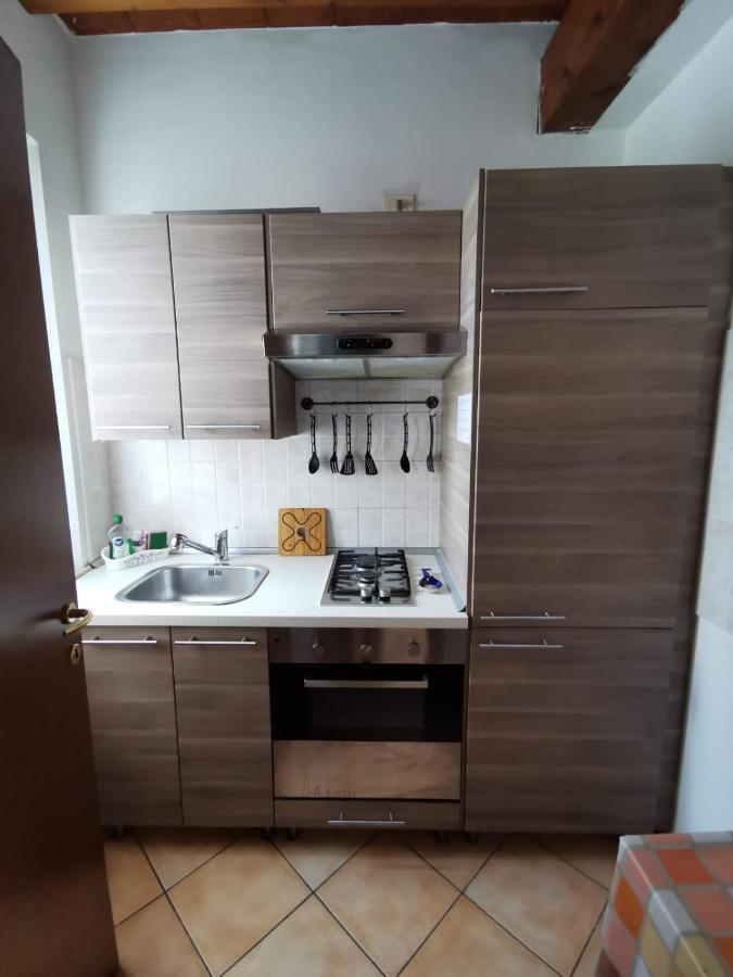 Apartment In The City Center With Self Check-In Parma Exterior foto