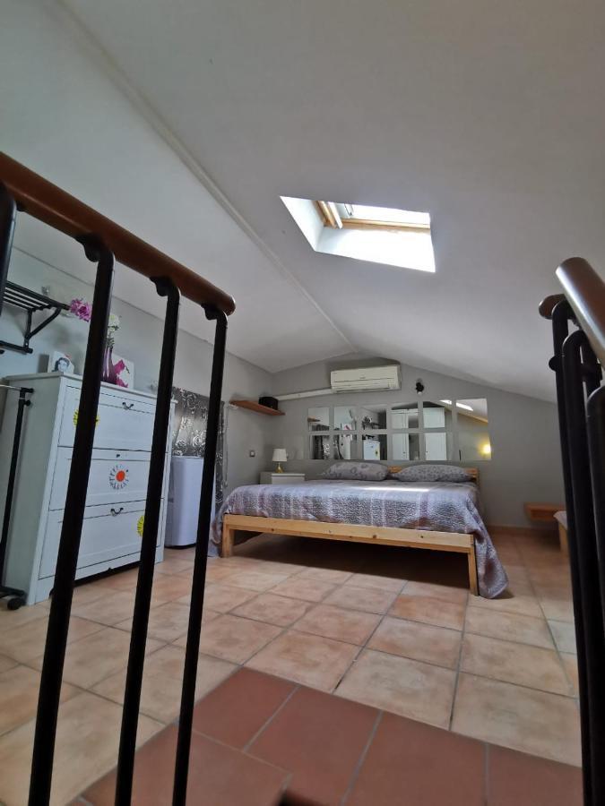 Apartment In The City Center With Self Check-In Parma Exterior foto